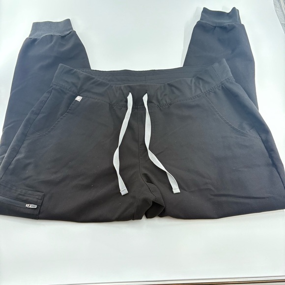 Figs Women’s Black Scrub Set Zamora Joggers Catarina Large - Picture 7 of 7